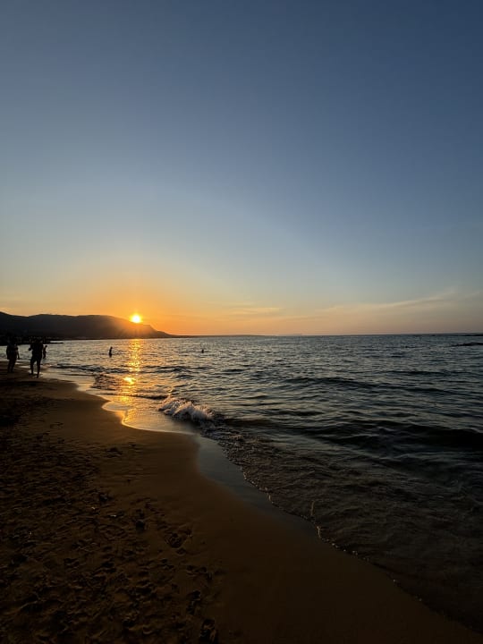 Strand High Beach Resort