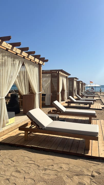 Strand Jacaranda Luxury Resort