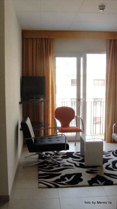 Pokój dzienny. AQUA Hotel Bertran Park