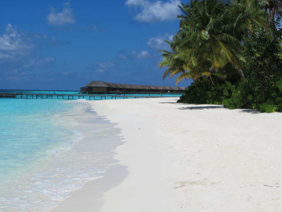 Strand bei Ankunftstelle Veligandu Maldives Resort Island