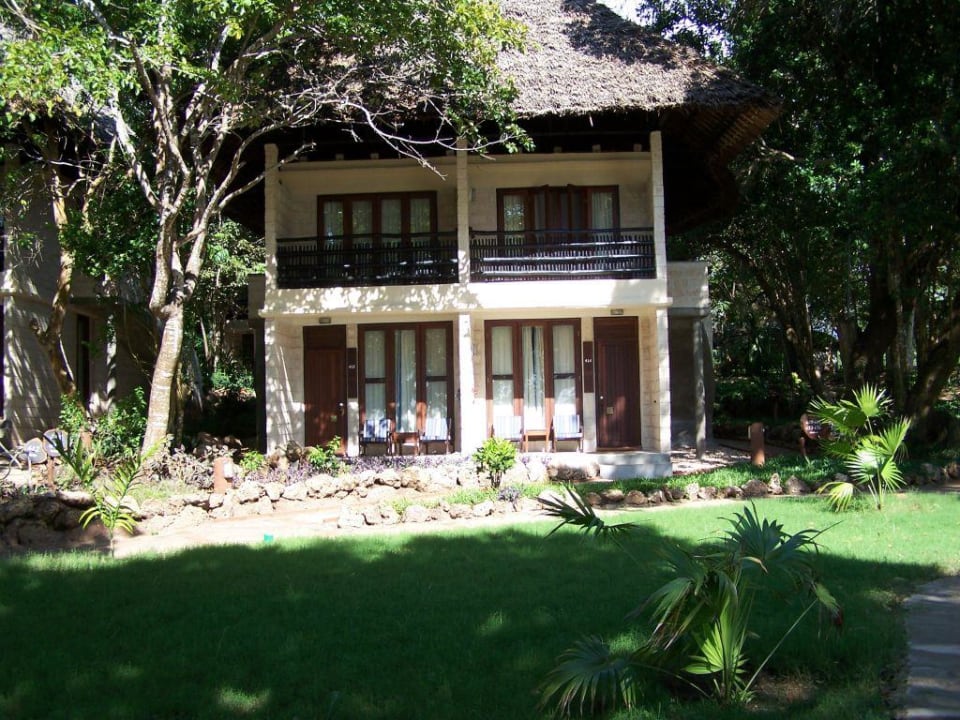 Baobab Beach Resort - Bungalow Aussenansicht Baobab Beach Resort & Spa