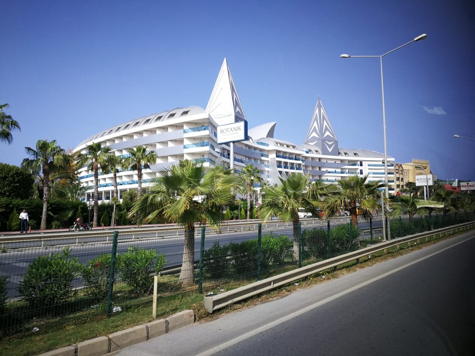 Außenansicht Hotel Botanik Platinum