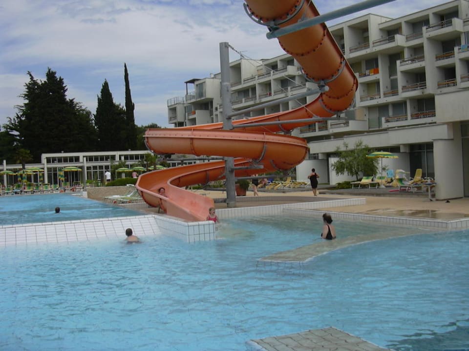 Tolle Poollandschaft mit Rutsche Falkensteiner Club Funimation Borik