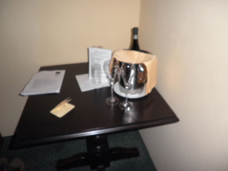 Begrüßungs Prosecco Hotel Hahnbaum