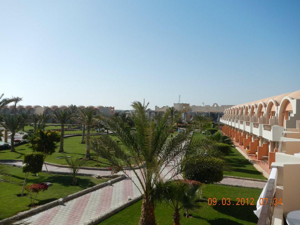 Blick zum Restaurant Three Corners Sea Beach Resort