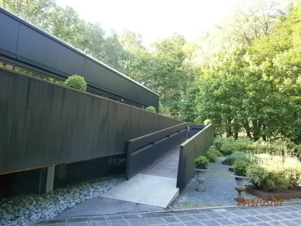 The ramp to get to the terrace Hotel Mercure Congress an der Messe