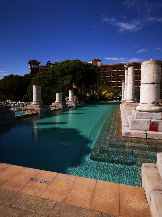 Pool Xanadu Resort Hotel