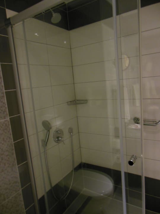 Dusche Hane Family Resort