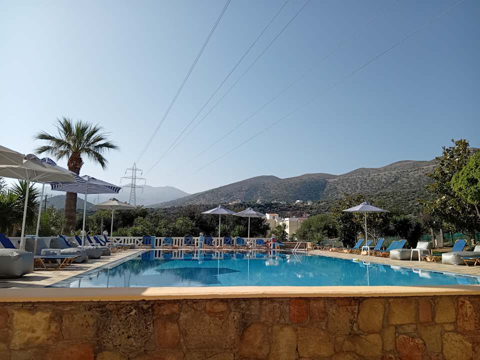 Pool Hotel Corina & Paloma Garden