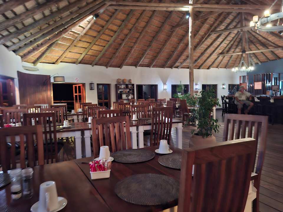 Gastro Hakusembe River Lodge