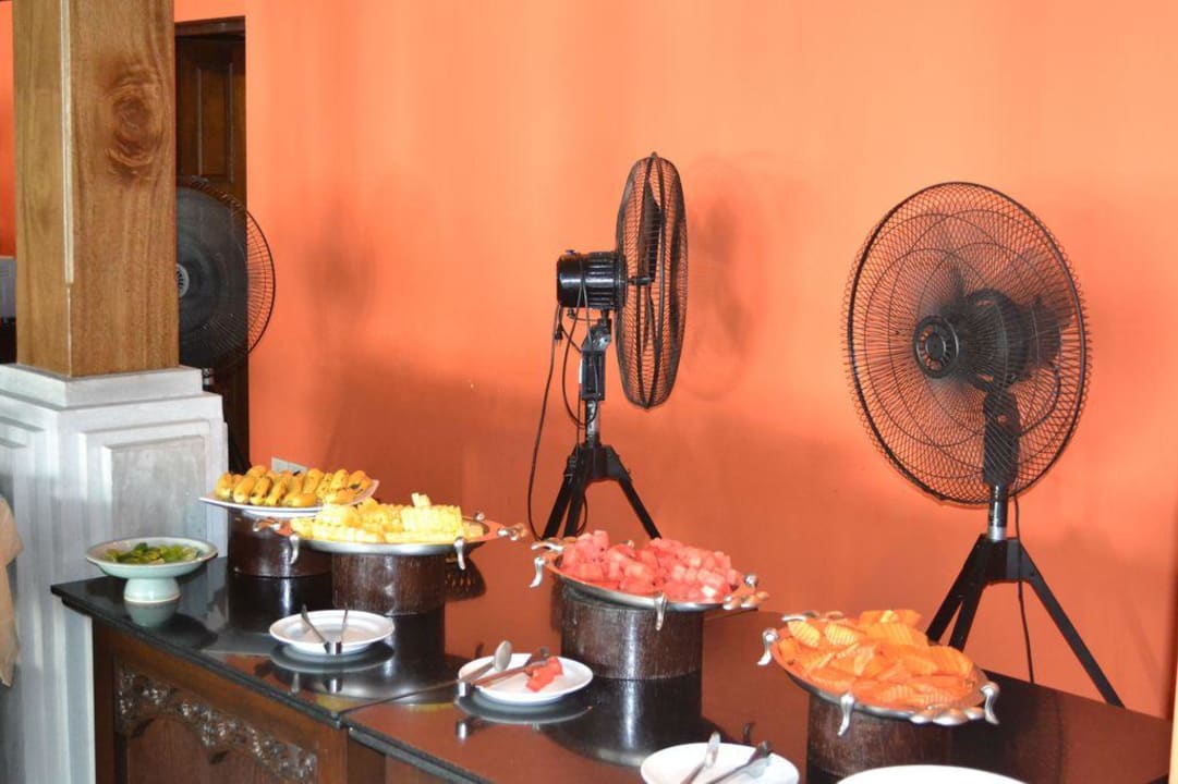 Frühstücks Buffet The Fair House Beach Resort