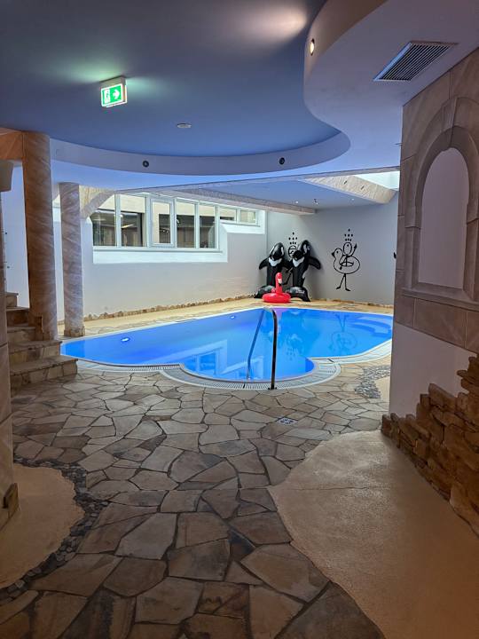 Pool die HOCHKÖNIGIN - Mountain Resort