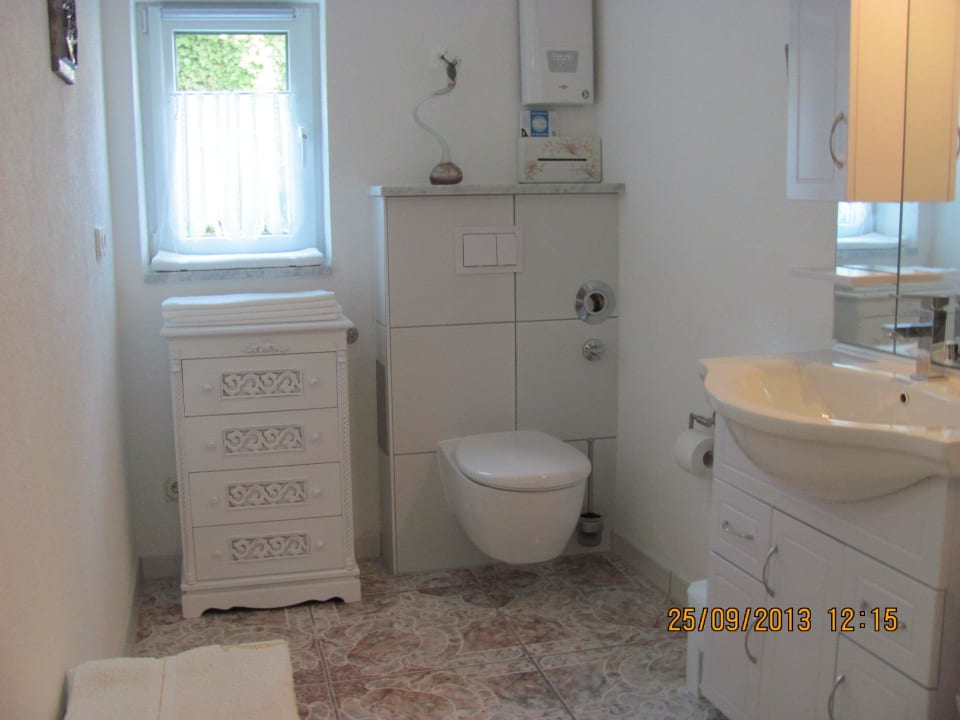 Luxus-Apartment Garten - Bad/WC Apartment Storchenfärbe