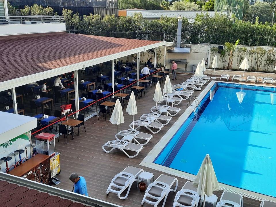 Gastro Side Aquamarin Resort & Spa