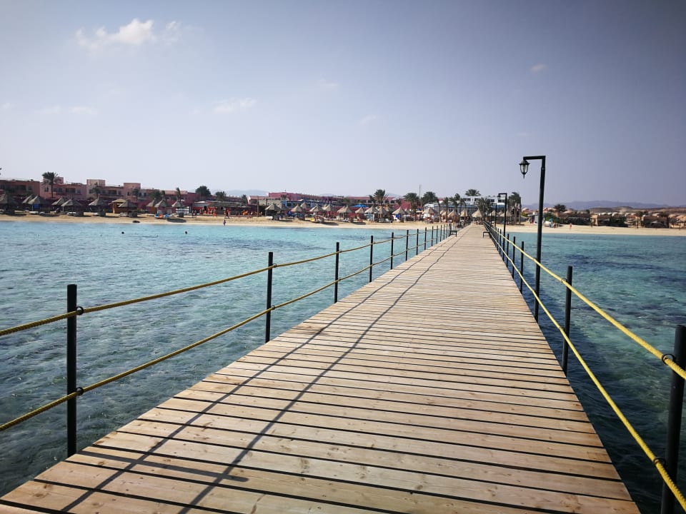 Strand MG Alexander The Great Hotel