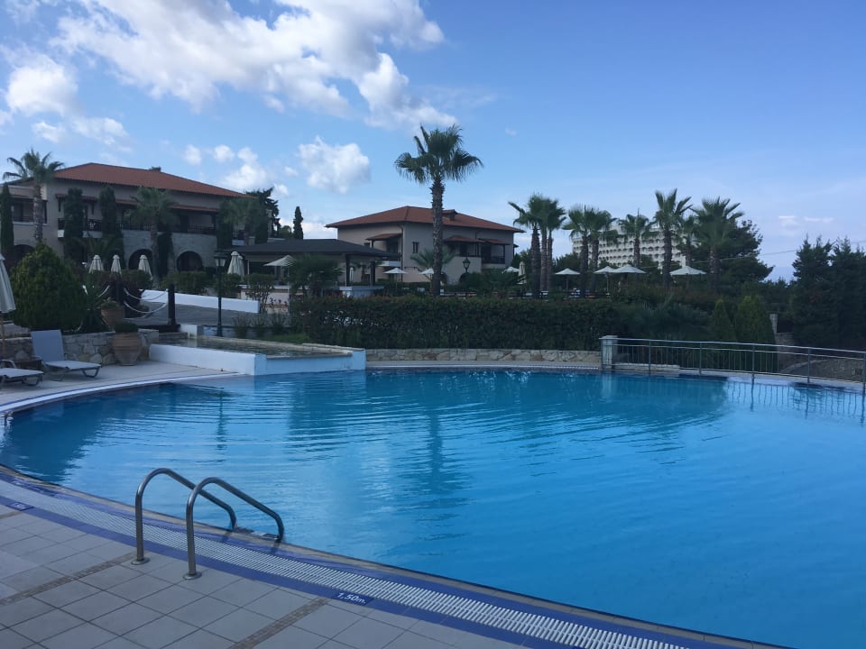 Pool Aegean Melathron Thalasso Spa Hotel