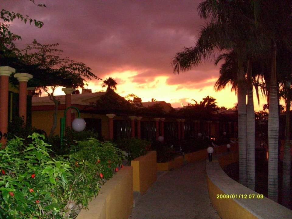 Sonnenaufgang im Januar Hotel Vista Golf