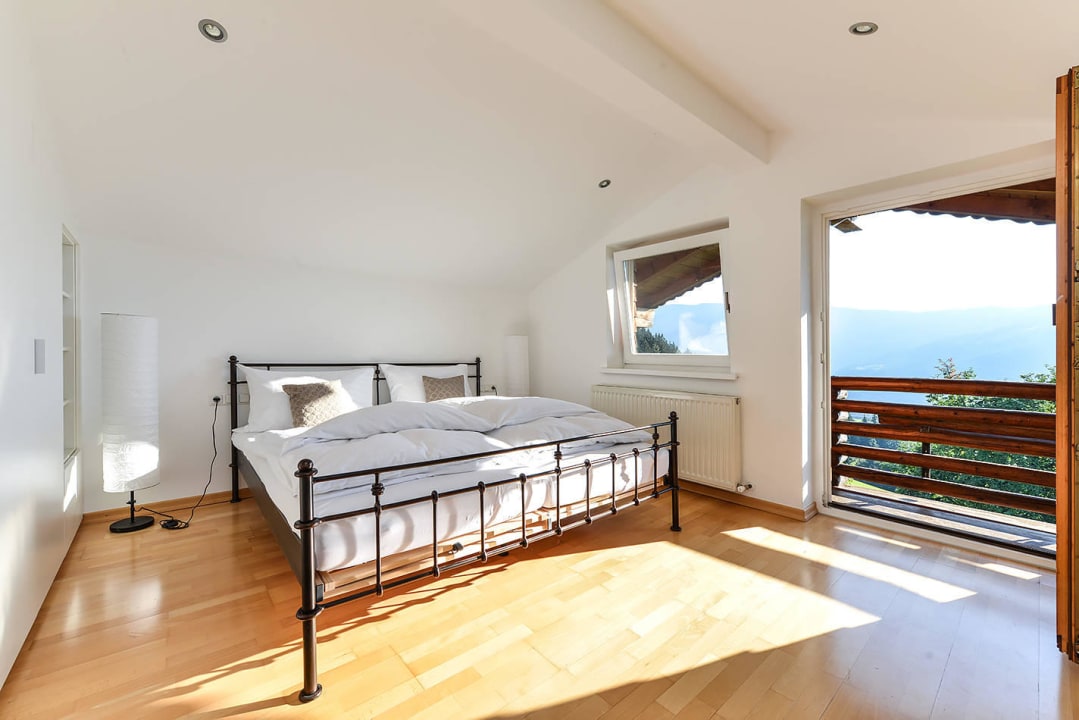 Panorama Appartement Schlafzimmer West Alp