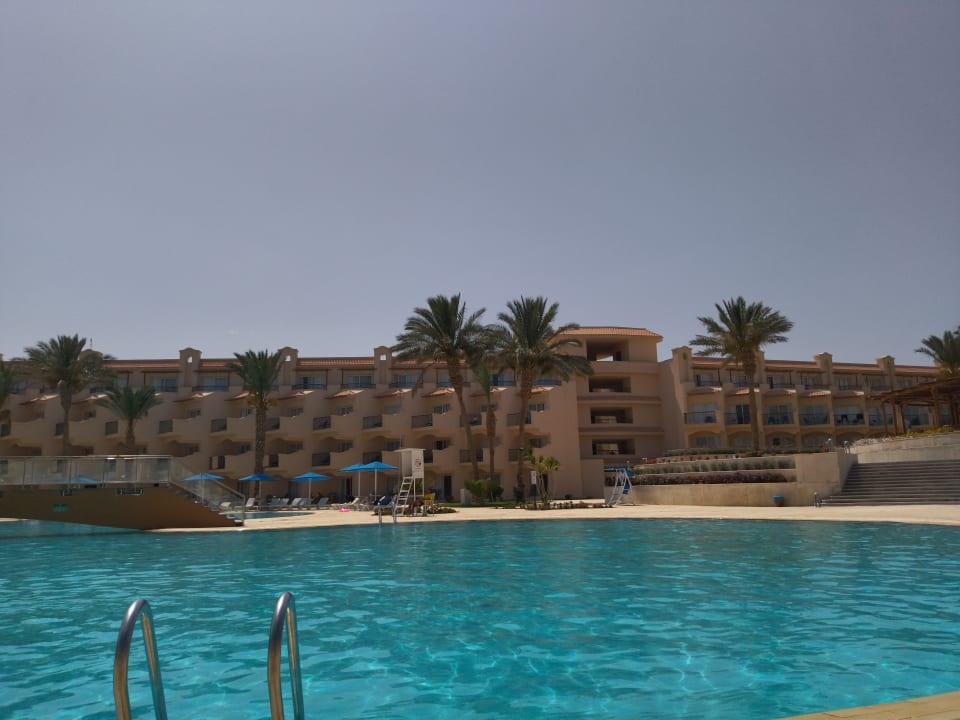 Pool Pyramisa Beach Resort Sahl Hasheesh