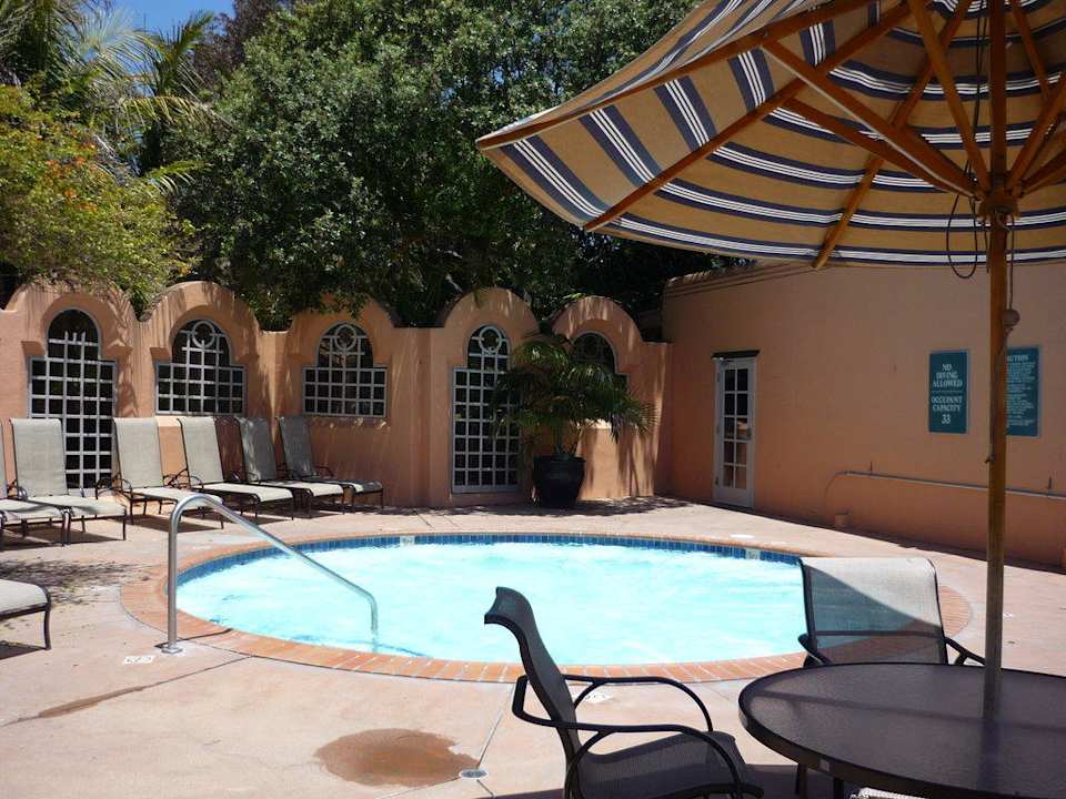 Pool Bahia Resort Hotel