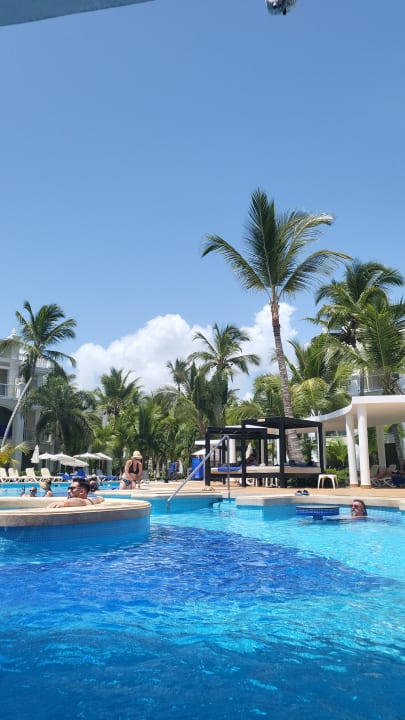 Pool Hotel Riu Palace Bavaro