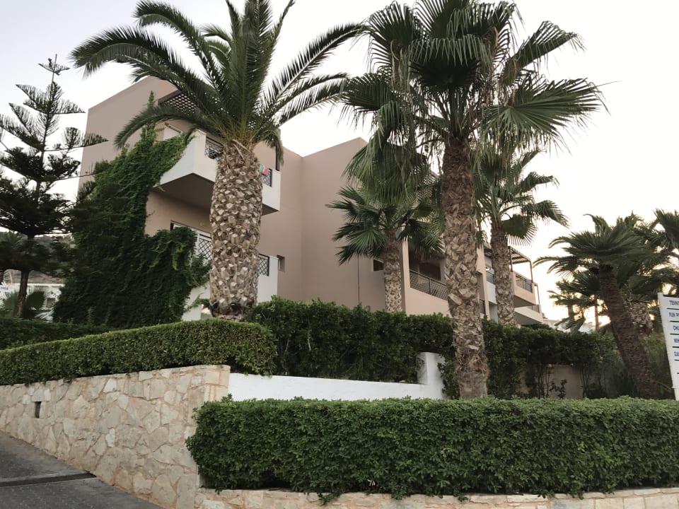 Gartenanlage Grand Hotel Holiday Resort