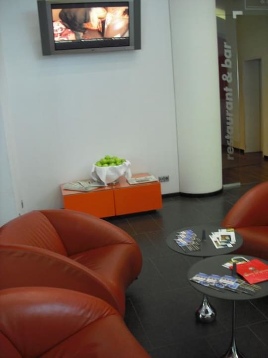 Sitzecke in der Lobby Penck Hotel Dresden