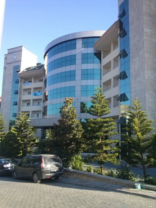 Hotel von vorne Saphir Resort & Spa