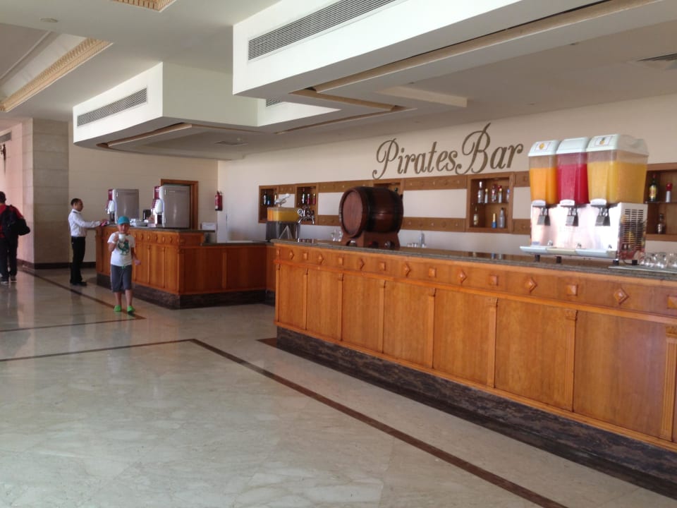 Pirates Bar Titanic Beach Spa & Aqua Park