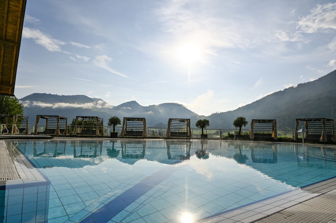 Pool IMLAUER Hotel Schloss Pichlarn