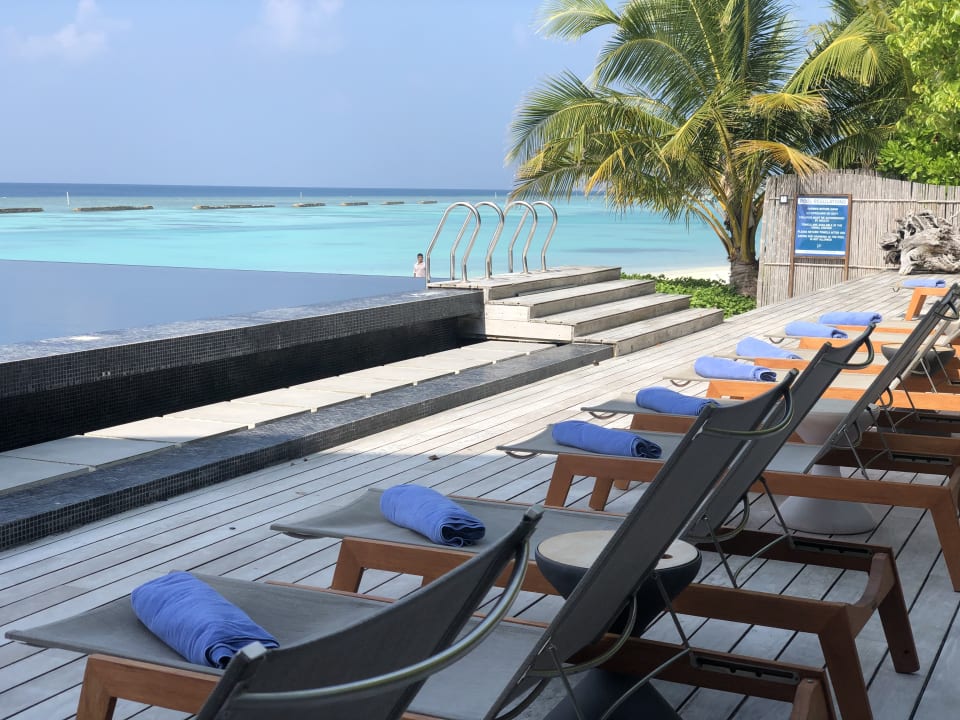 Pool Kuramathi Maldives