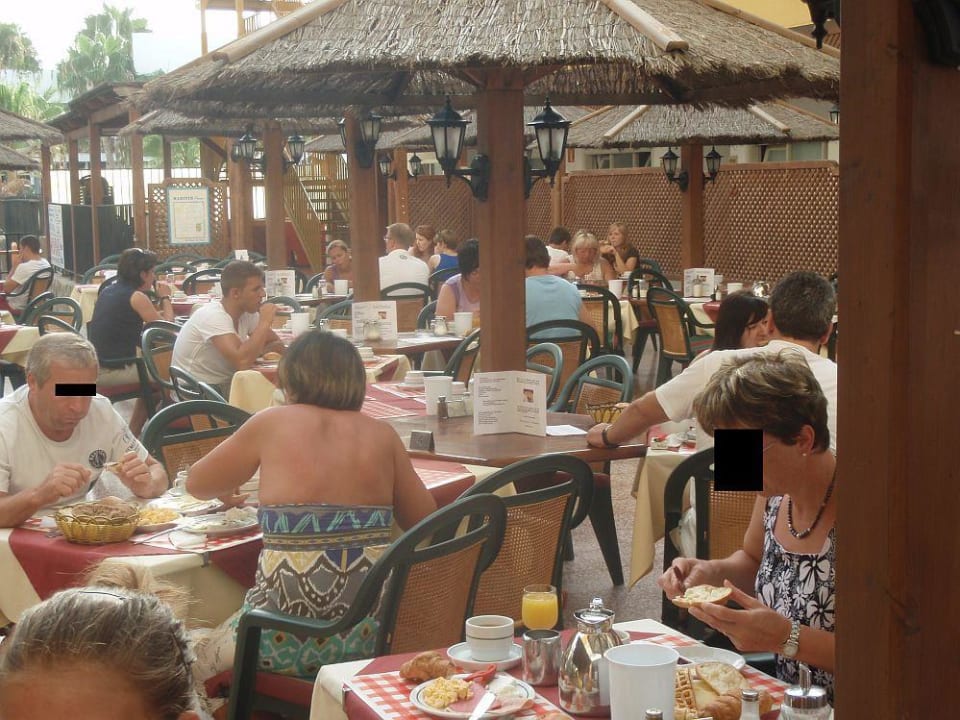  Frühstück auf der Außenterrasse Maritim Playa