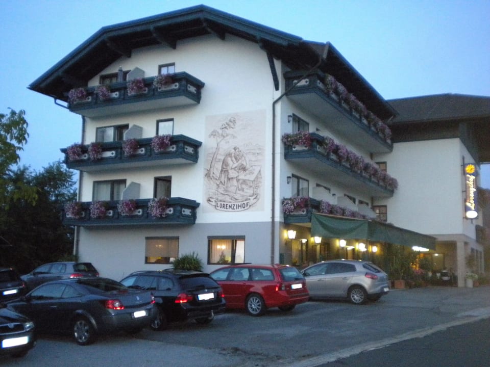 Außenansicht  Hotel Lorenzihof