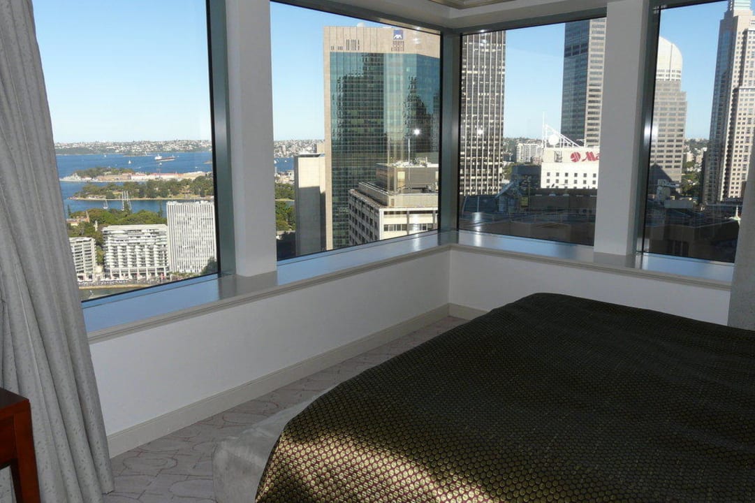 Horizon Premier Grand Harbour View Room/31. Stock Hotel Shangri-La Sydney