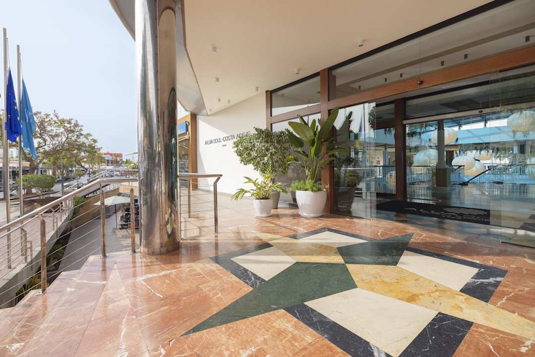 Außenansicht AluaSoul Costa Adeje