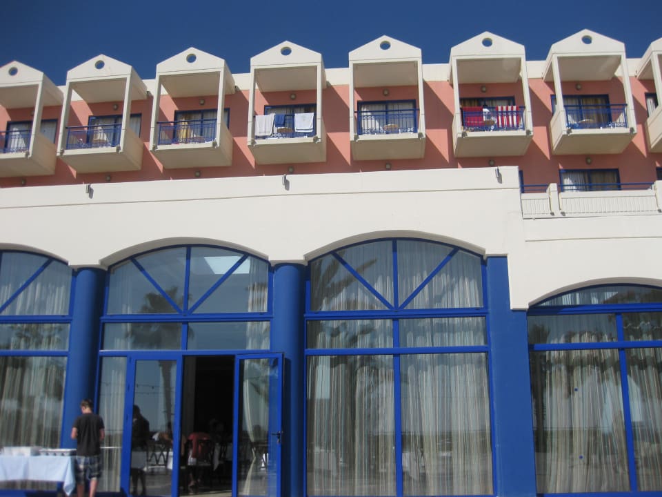 Restaurant aussen Kresten Palace Hotel