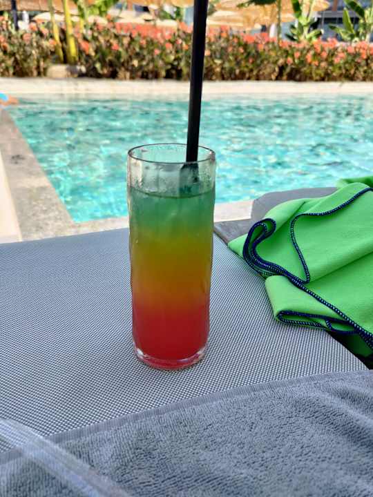 Pool Lago Hotel