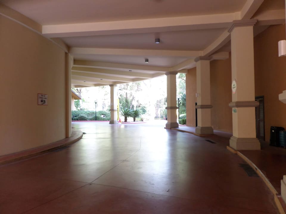 Haupthaus Kreisverkehr!  Asteria Family Belek