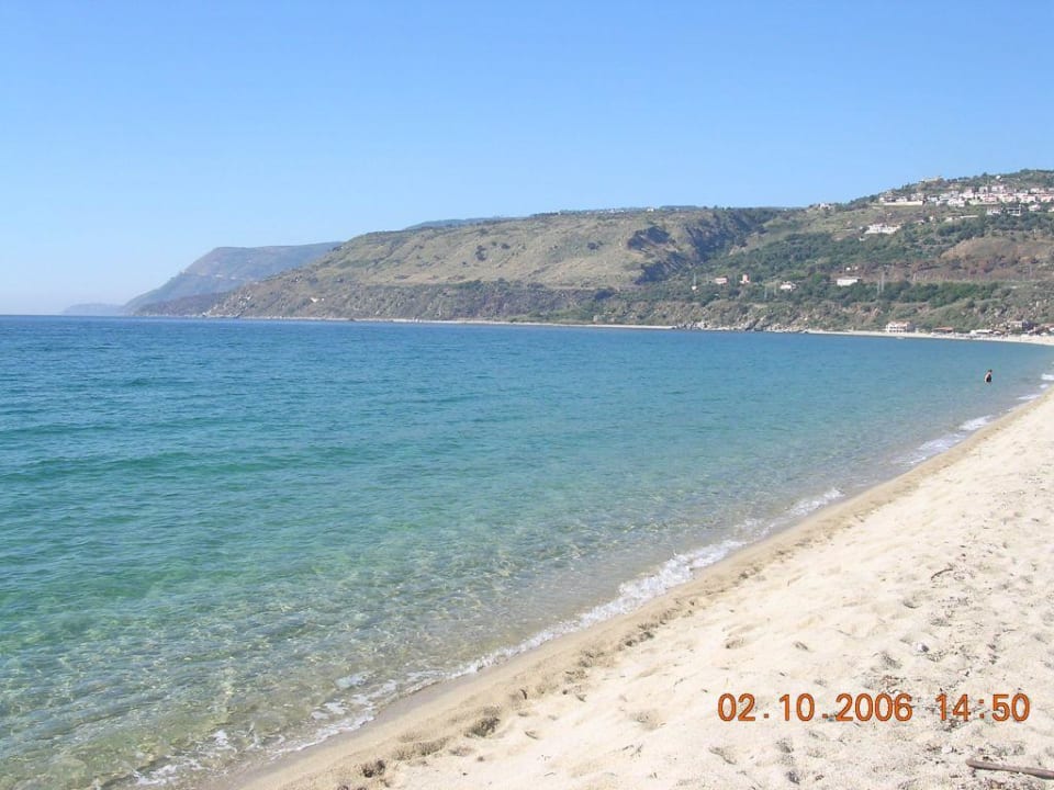 Plaża przy  hotelu Sayonara Villaggio