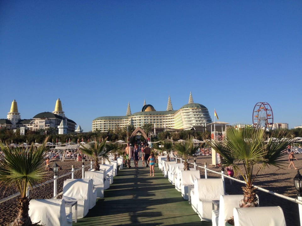 Von der Strandbar zum Hotel Hotel Delphin Imperial