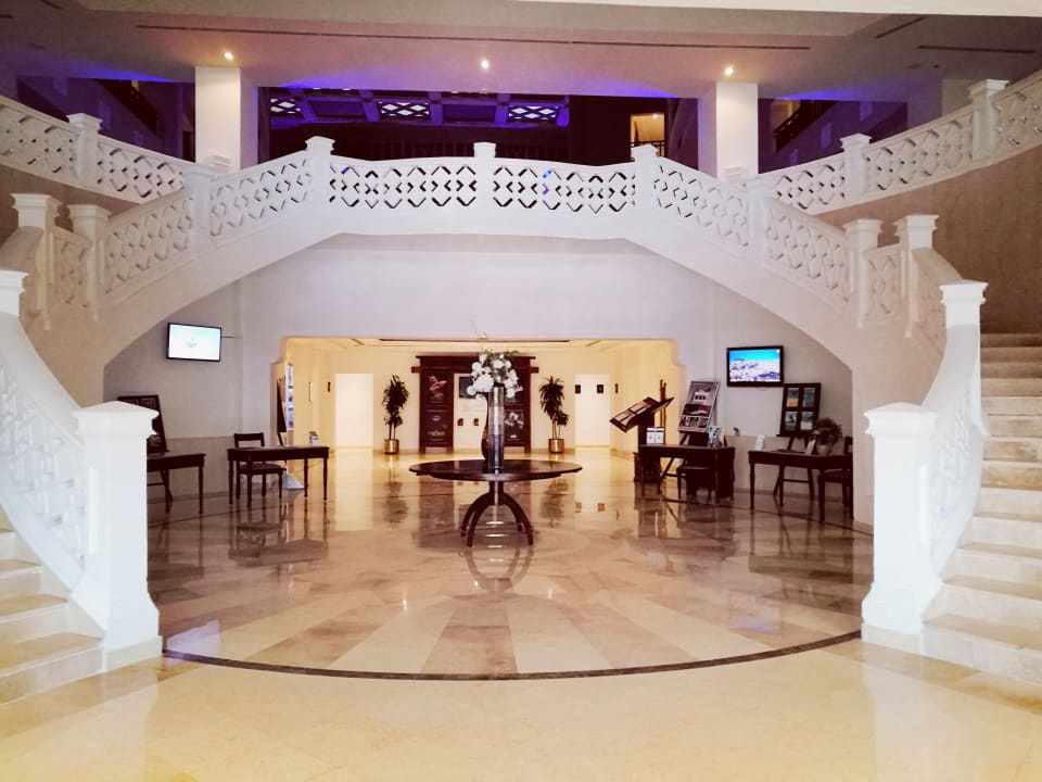 Lobby Steigenberger ALDAU Beach Hotel