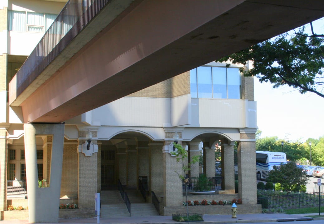 Eingang Hotel Holiday Inn Rosslyn at Key Bridge