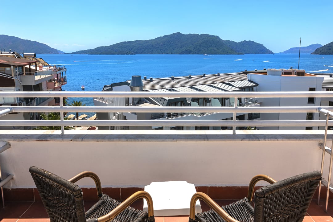 Zimmer Kayamaris Hotel