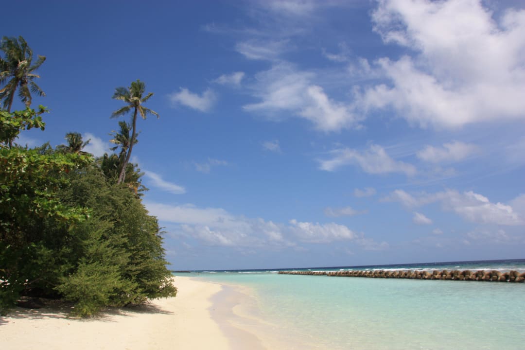 Strand Kuredu Island Resort & Spa