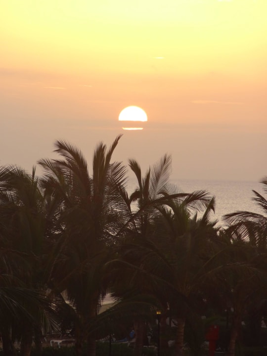 Sonnenuntergang Hotel Riu Karamboa