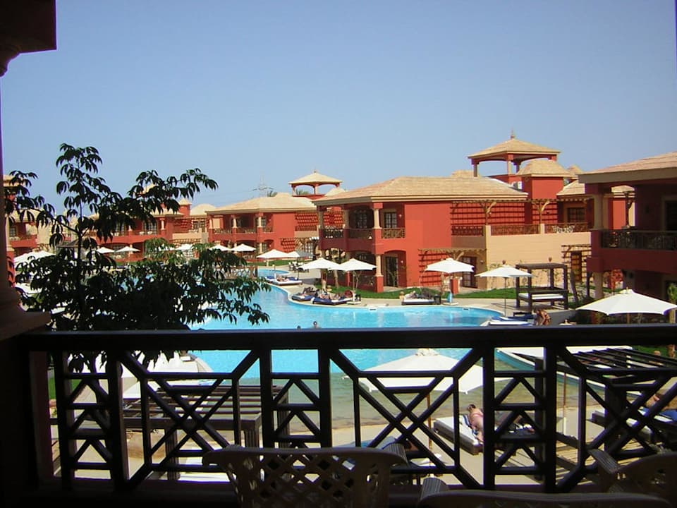 Blick auf Ruhepool Pickalbatros Alf Leila Wa Leila Resort - Neverland Hurghada