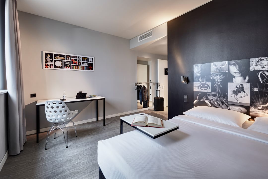 Zimmer LÉGÈRE EXPRESS Bielefeld