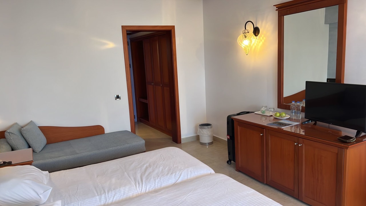 Zimmer Hotel Serita Beach