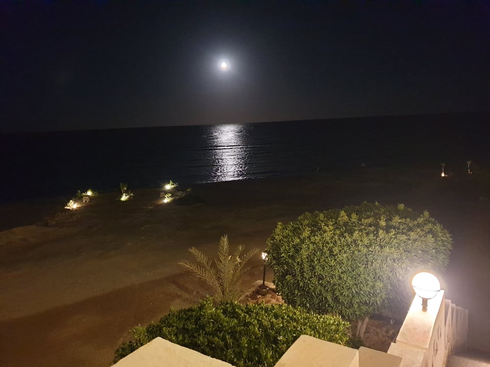 Strand Three Corners Equinox Beach Resort