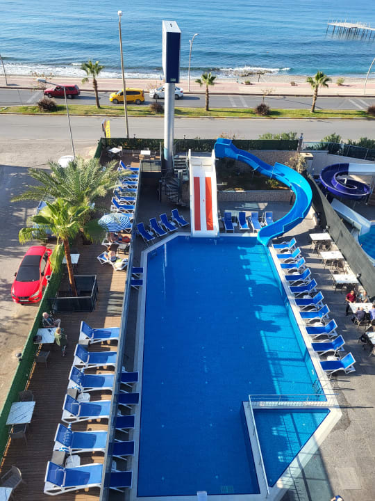 Pool Relax Beach Hotel